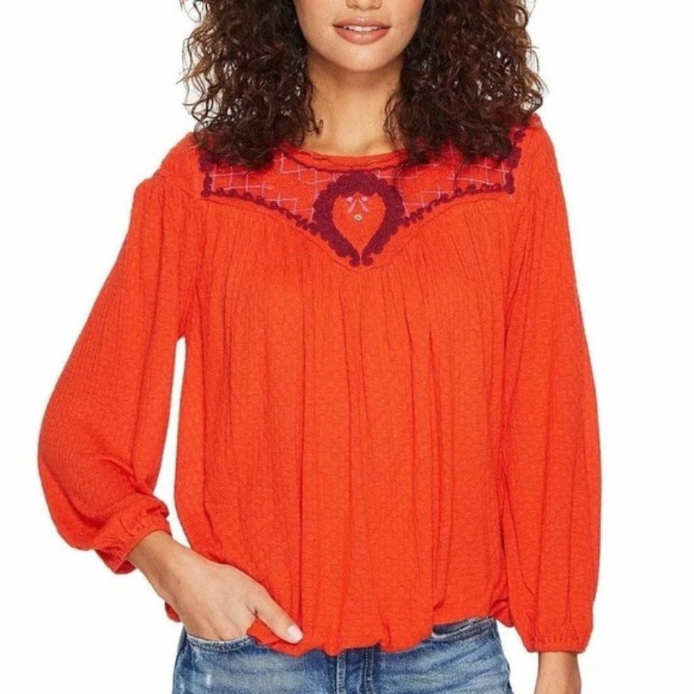 Free People Begonia‎ Flower Embroidered Peasant Top